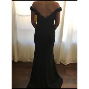 Beautiful black mermaid lace dress!